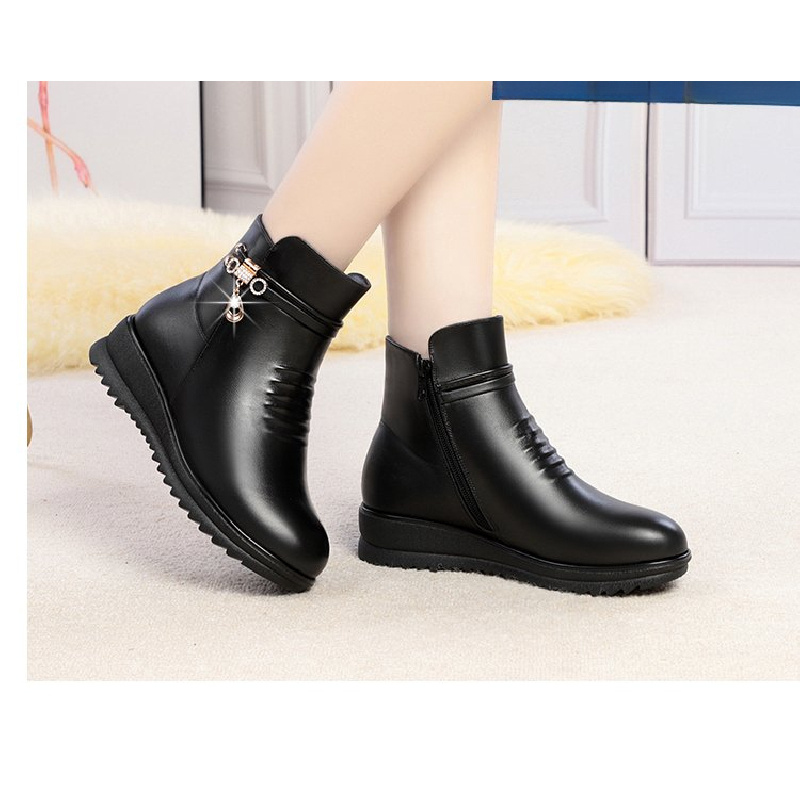 Bottes chaudes d'hiver à talon - Leather Work Women Shoes avis et prix