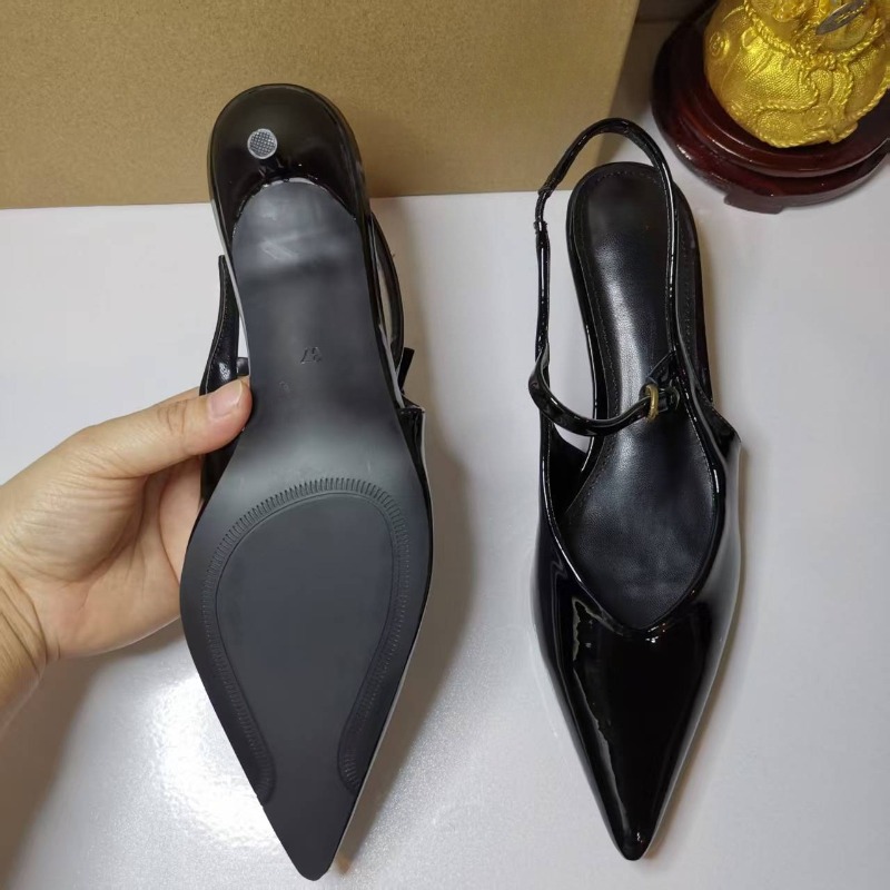Escarpins en cuir verni élégan - Leatherwork Designs avis et prix